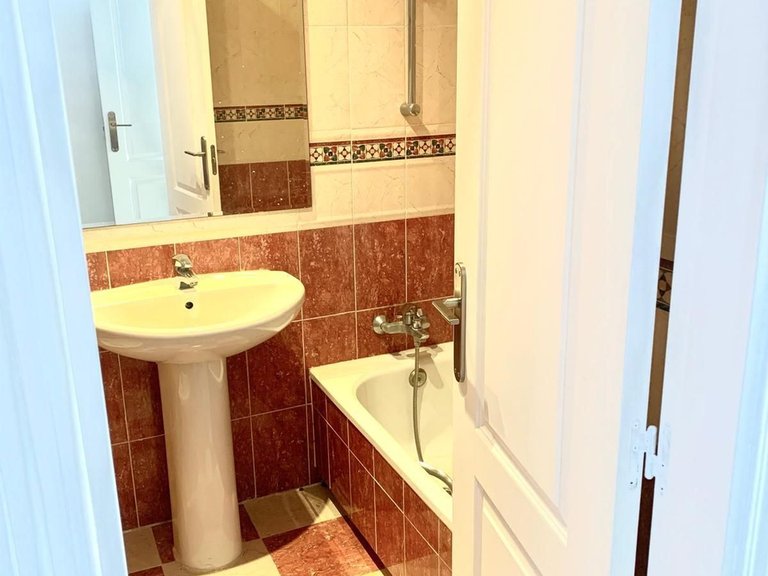 Apartment for Sale in Estepona, Malaga 16