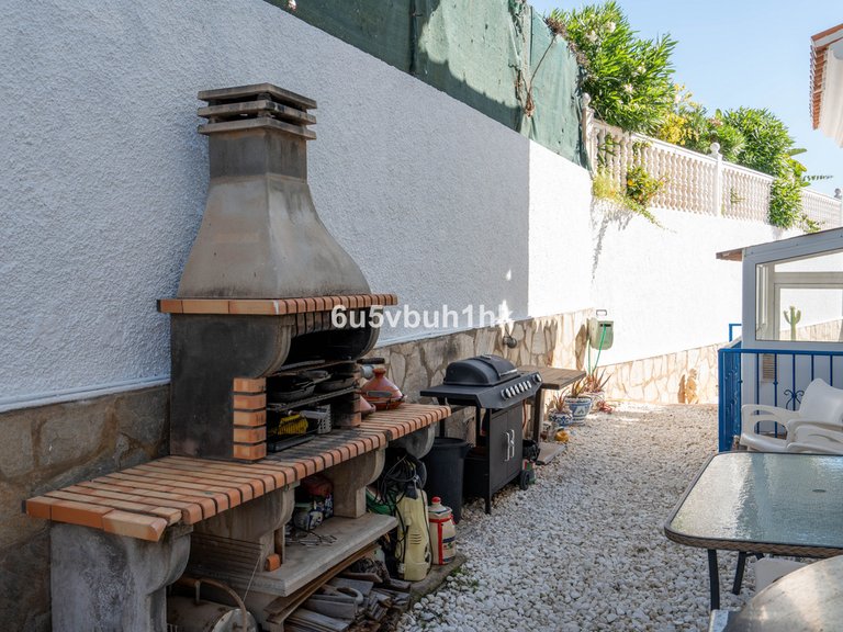 Villa for Sale in Fuengirola, Malaga 41