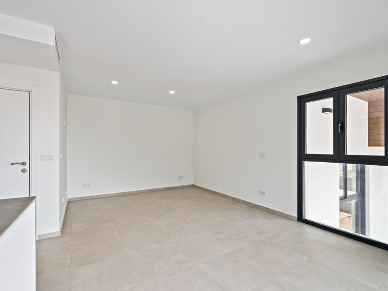 Apartment for Sale in Montemar, Malaga 11