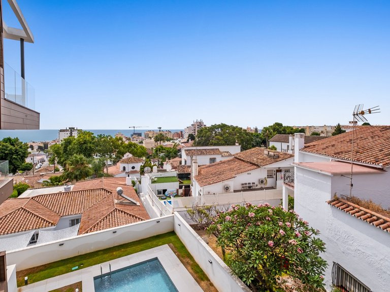 Apartment for Sale in Montemar, Malaga 16