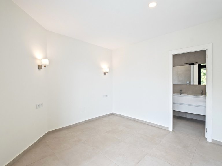 Apartment for Sale in Montemar, Malaga 21