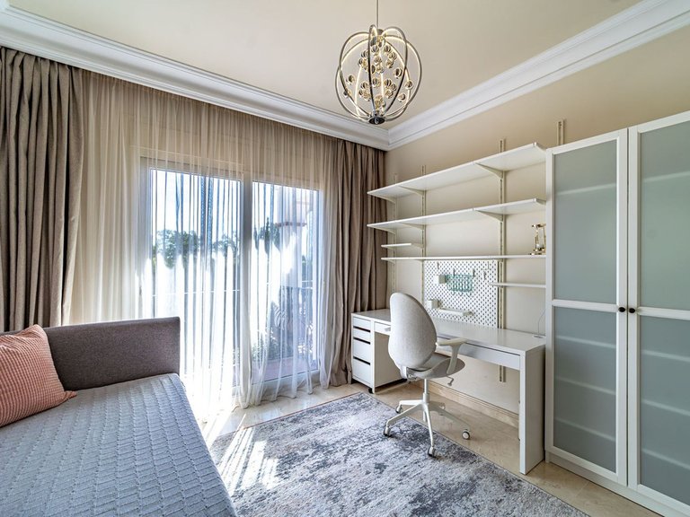 Villa for Sale in Estepona, Malaga 13