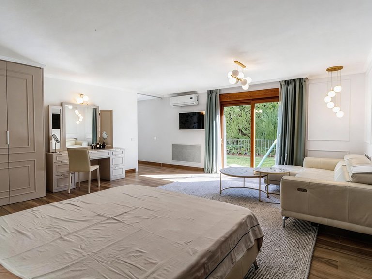 Villa for Sale in Estepona, Malaga 18