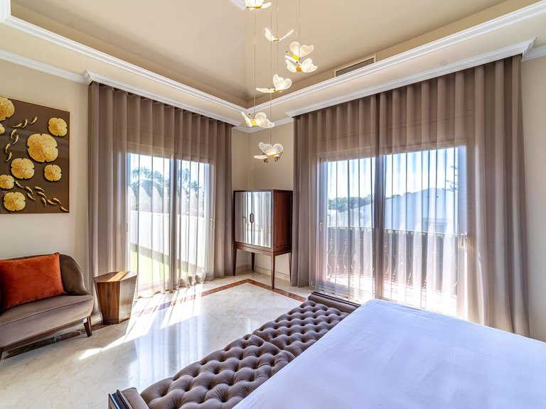 Villa for Sale in Estepona, Malaga 28