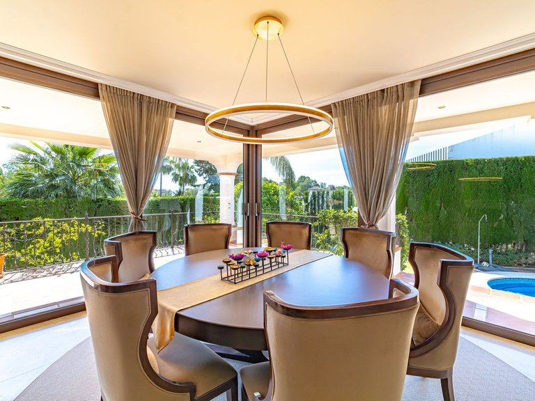 Villa for Sale in Estepona, Malaga 34