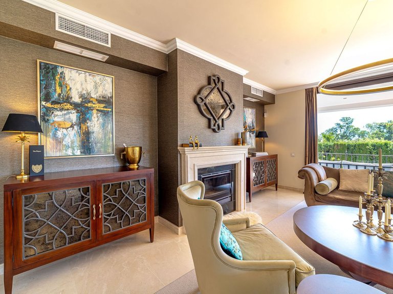 Villa for Sale in Estepona, Malaga 35