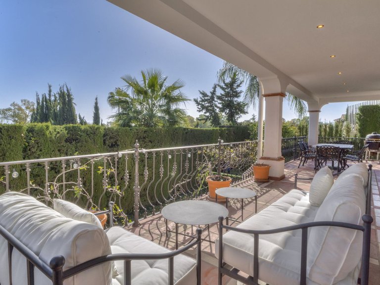 Villa for Sale in Estepona, Malaga 6