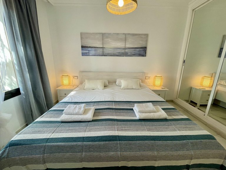 Villa for Sale in Calahonda, Malaga 10