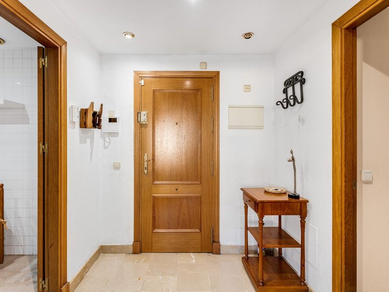 Apartment for Sale in San Pedro De Alcántara, Malaga 23