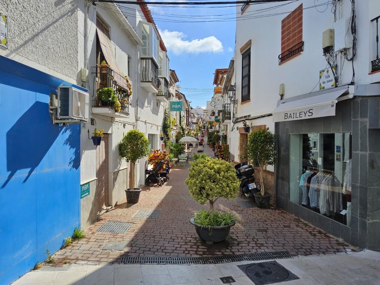 Apartment for Sale in Estepona, Malaga 27