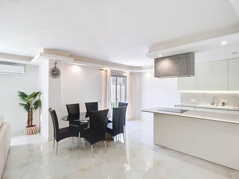 Apartment for Sale in Estepona, Malaga 5