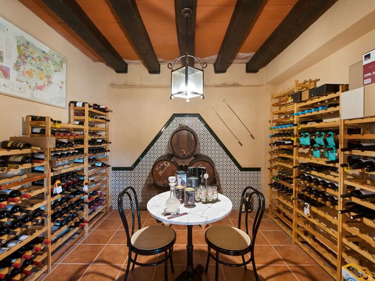Villa for Sale in Estepona, Malaga 20