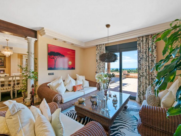 Villa for Sale in Estepona, Malaga 8