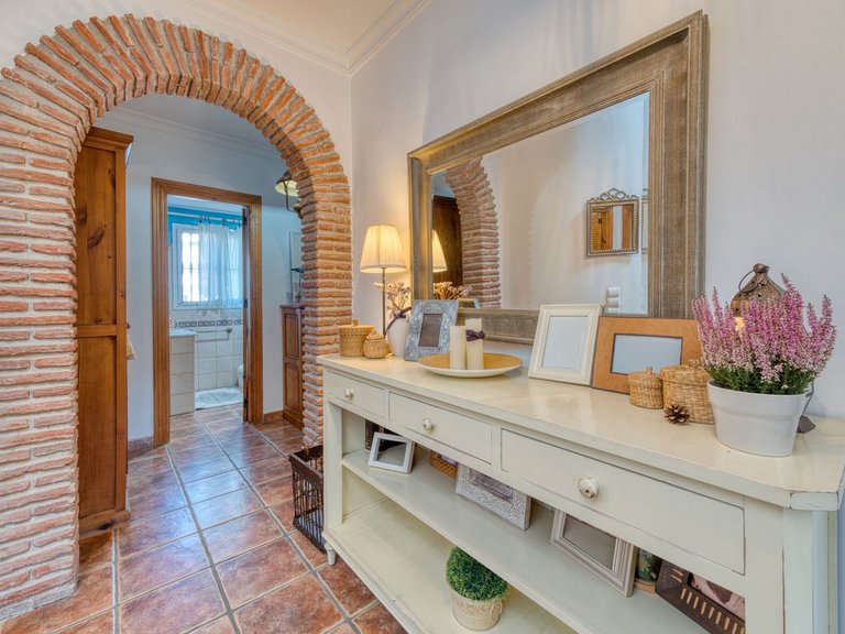 Villa for Sale in Los Boliches, Malaga 19
