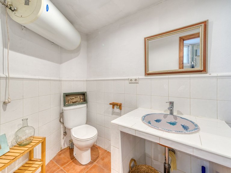 Villa for Sale in Los Boliches, Malaga 37