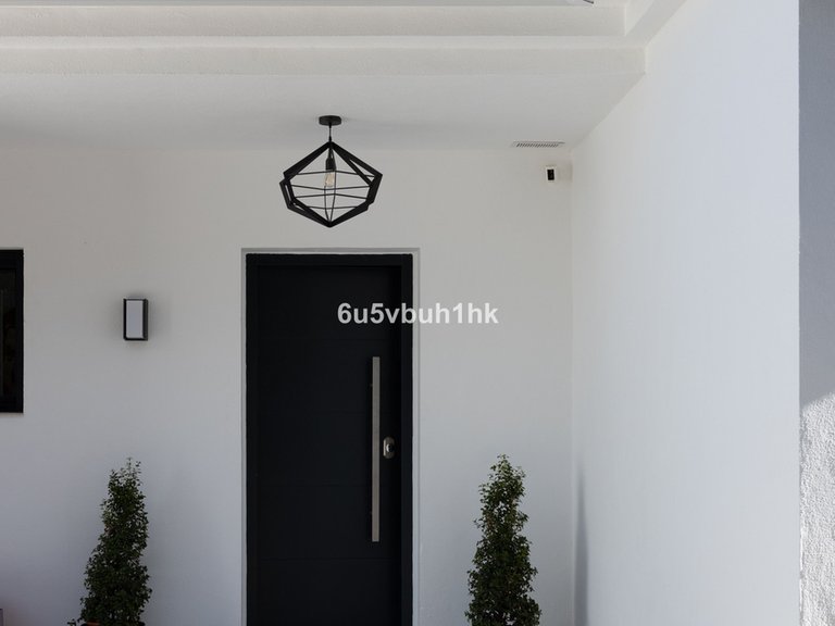 Villa for Sale in La Quinta, Malaga 34
