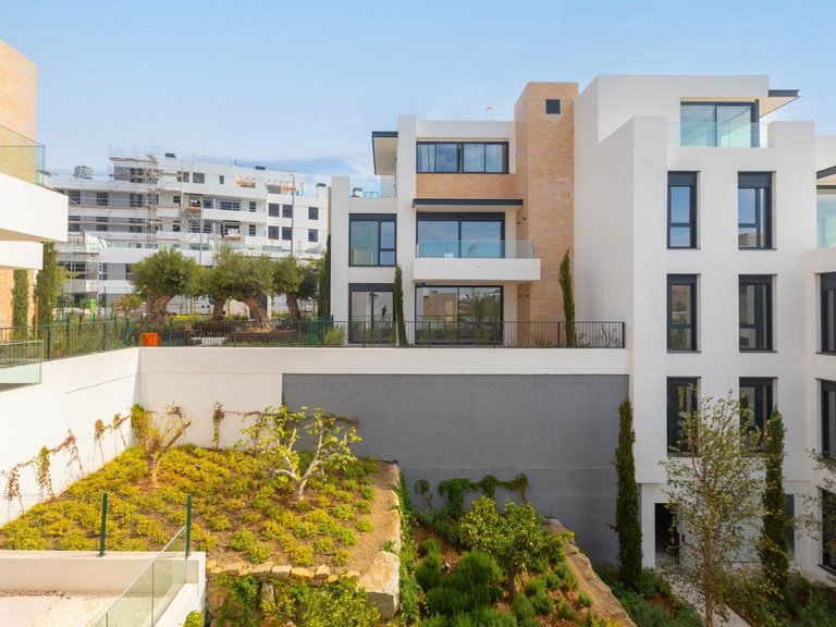 Apartment for Sale in Estepona, Malaga 23