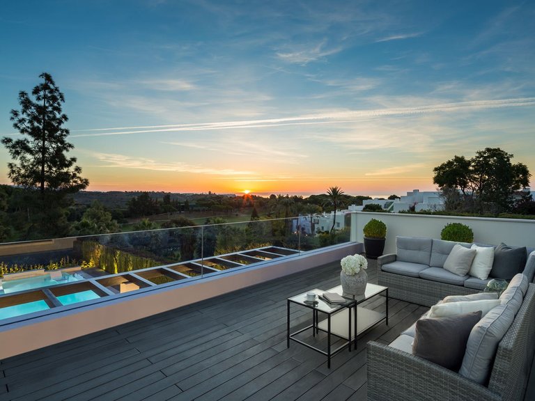 Villa for Sale in Aloha, Malaga 13