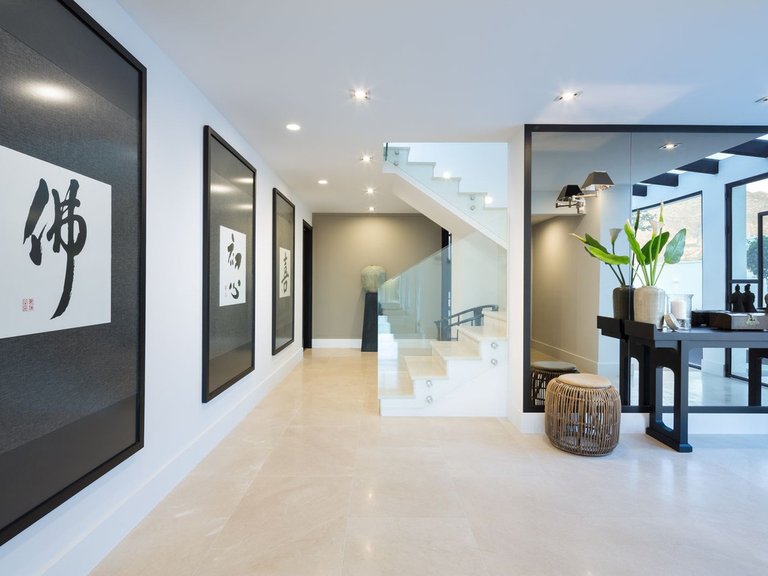Villa for Sale in Aloha, Malaga 2