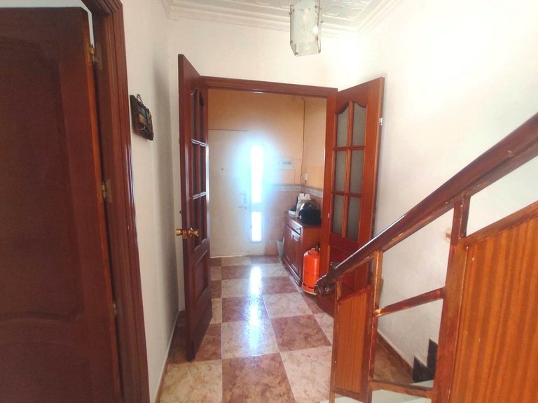Villa for Sale in Capuchinos, Malaga 5