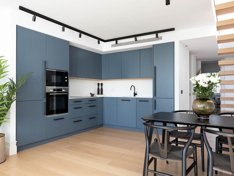 Apartment for Sale in Nueva Andalucía, Malaga 8