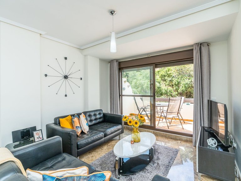 Apartment for Sale in Selwo, Malaga 3