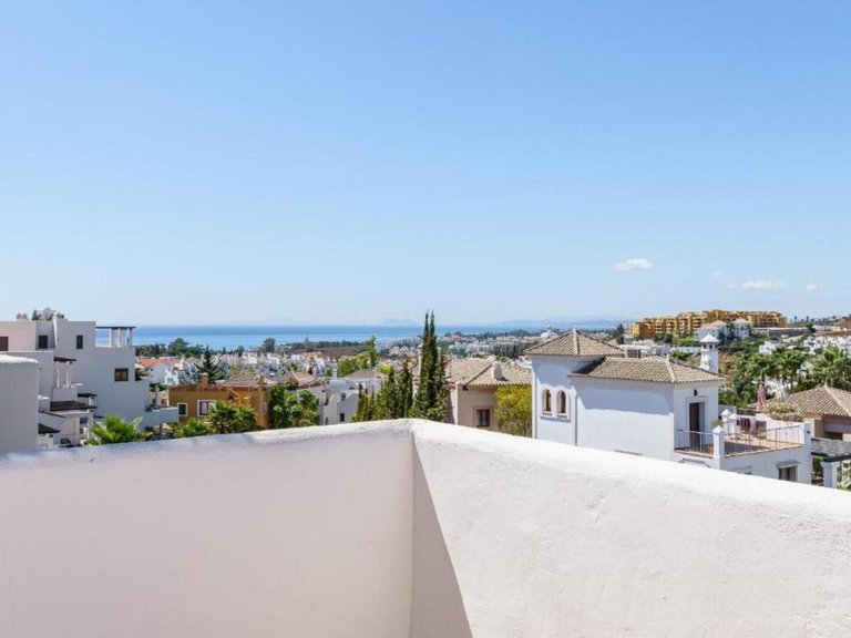 Apartment for Sale in Estepona, Malaga 2