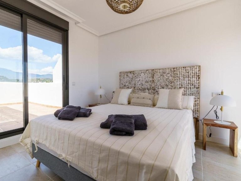 Apartment for Sale in Estepona, Malaga 9