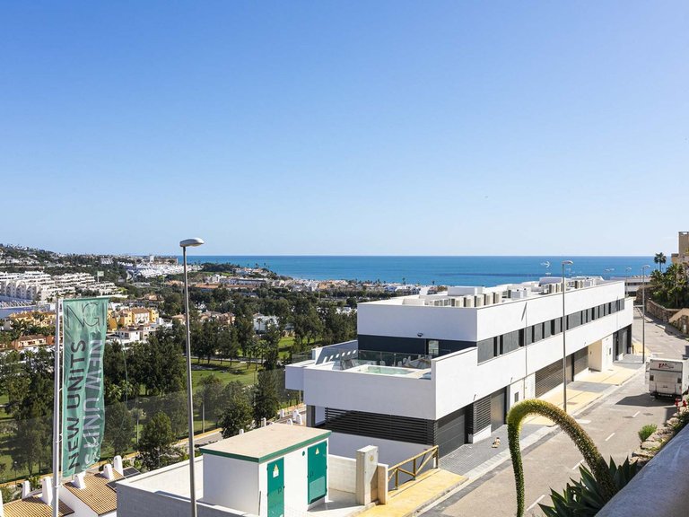 Villa for Sale in La Cala, Malaga 16