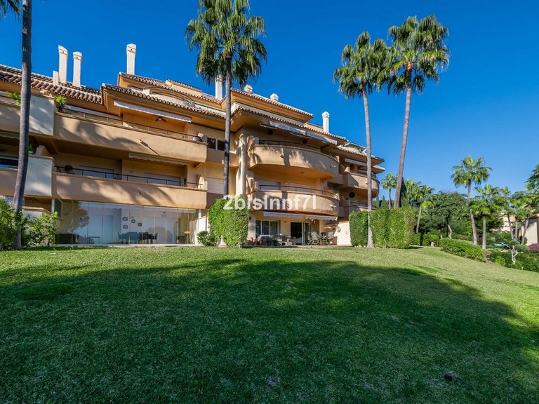 Apartment for Sale in Elviria, Malaga 27