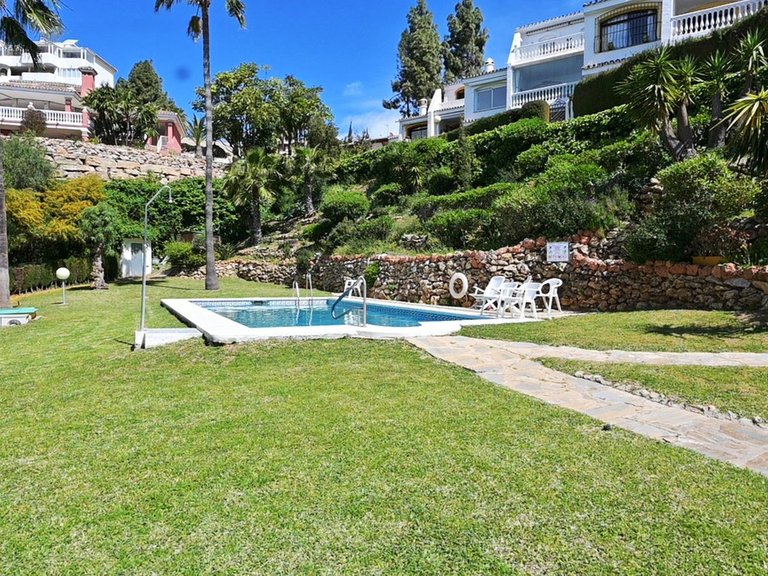 Villa for Sale in Calahonda, Malaga 17