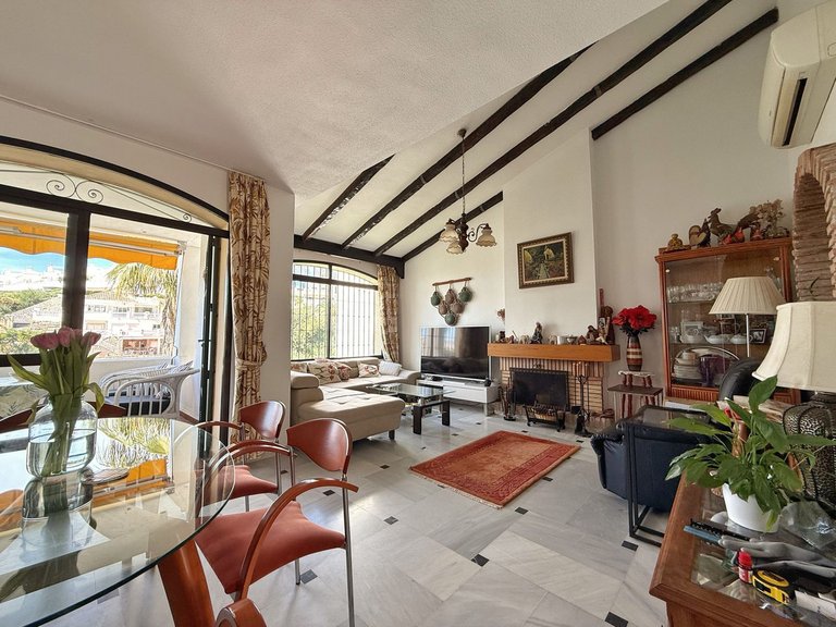 Villa for Sale in Calahonda, Malaga 4