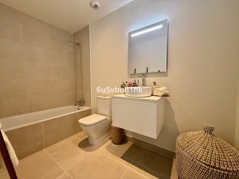 Villa for Sale in Benalmadena, Malaga 10