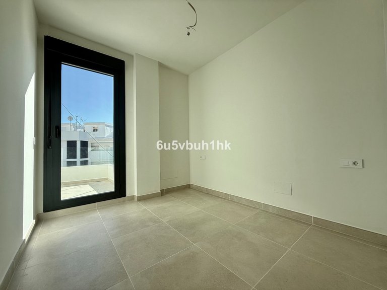 Villa for Sale in Benalmadena, Malaga 13