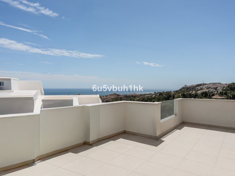 Villa for Sale in Benalmadena, Malaga 19