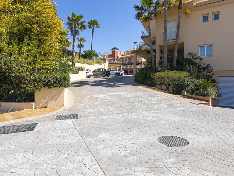 Apartment for Sale in El Chaparral, Malaga 1