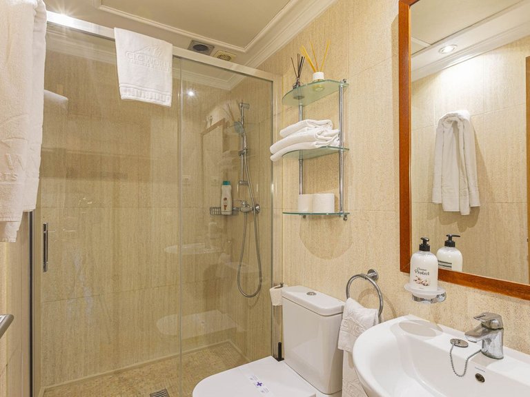 Apartment for Sale in El Chaparral, Malaga 28