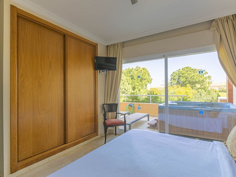 Apartment for Sale in El Chaparral, Malaga 34