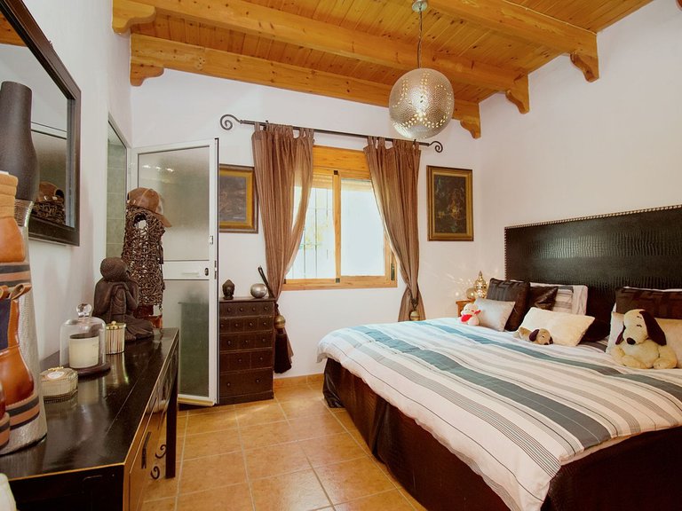 Villa for Sale in Coín, Malaga 24