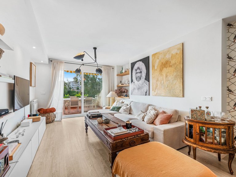 Apartment for Sale in Guadalmina Alta, Malaga 3