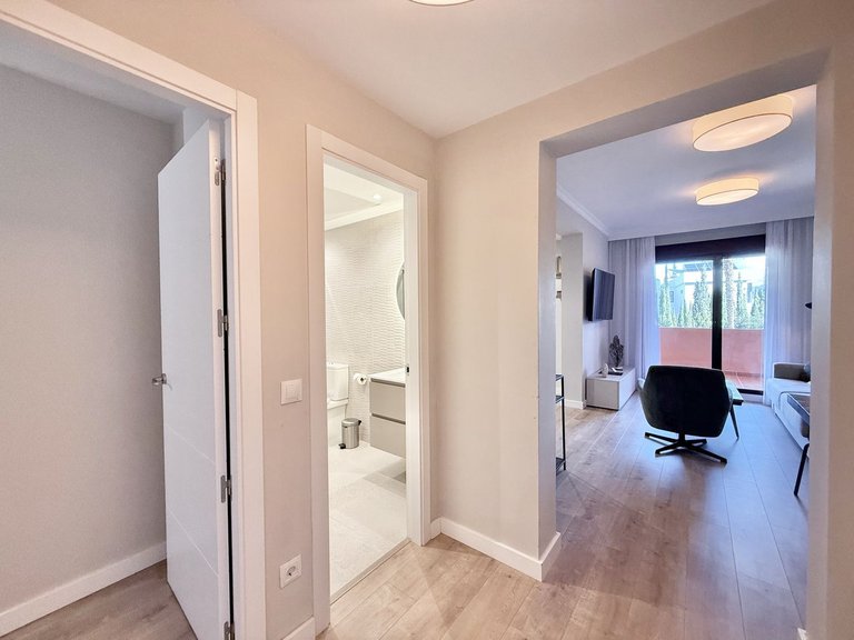 Apartment for Sale in Benahavís, Malaga 5