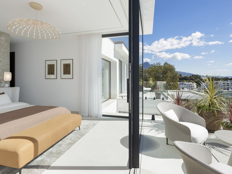 Villa for Sale in Benahavís, Malaga 26
