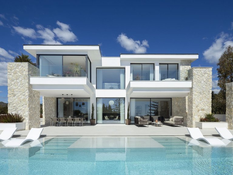 Villa for Sale in Benahavís, Malaga 6