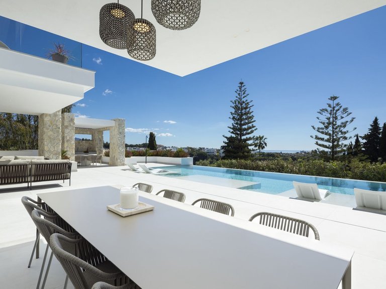 Villa for Sale in Benahavís, Malaga 9