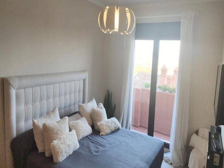 Villa for Sale in Estepona, Malaga 12