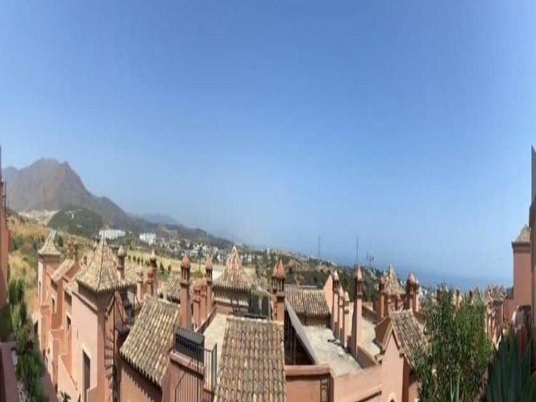 Villa for Sale in Estepona, Malaga 25