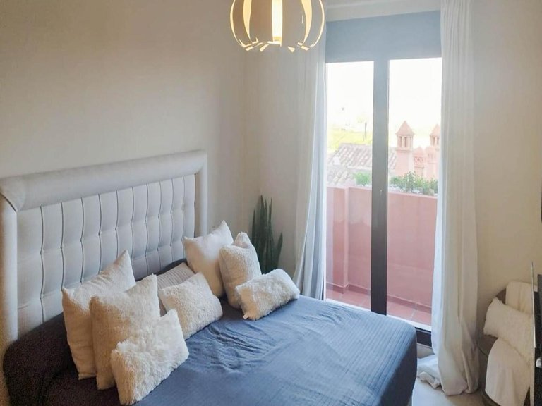 Villa for Sale in Estepona, Malaga 26