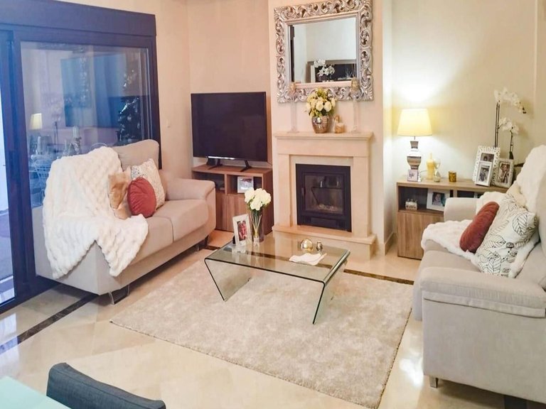 Villa for Sale in Estepona, Malaga 31