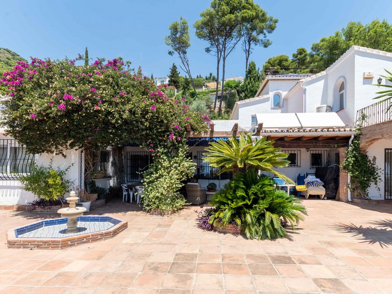 Villa for Sale in Mijas, Malaga 2