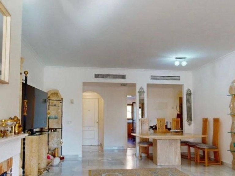 Apartment for Sale in Estepona, Malaga 11